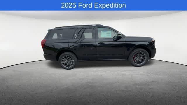 new 2025 Ford Expedition car, priced at $84,930