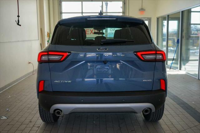 new 2025 Ford Escape car, priced at $32,084