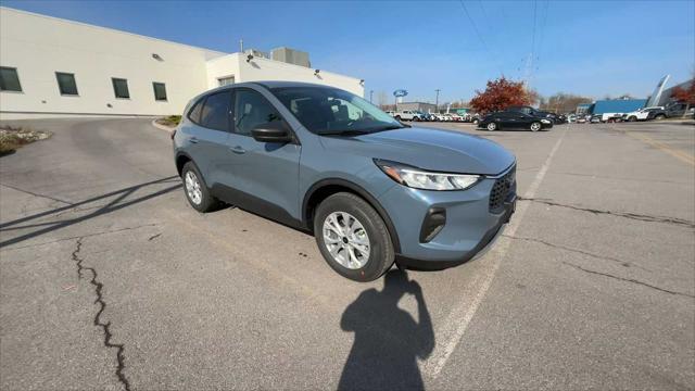 new 2025 Ford Escape car, priced at $32,084