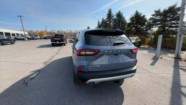 new 2025 Ford Escape car, priced at $32,084