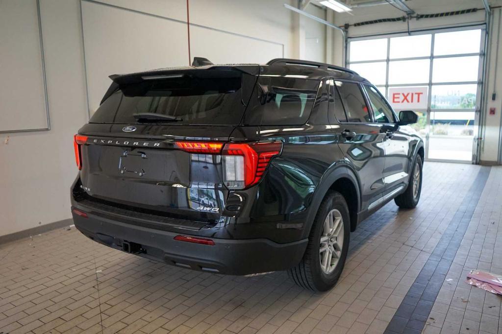 new 2025 Ford Explorer car, priced at $43,350