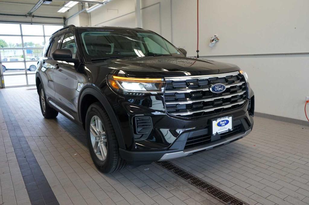 new 2025 Ford Explorer car, priced at $43,350