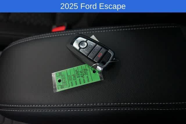 new 2025 Ford Escape car, priced at $34,405