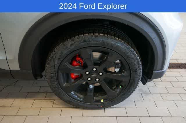 new 2024 Ford Explorer car, priced at $59,124