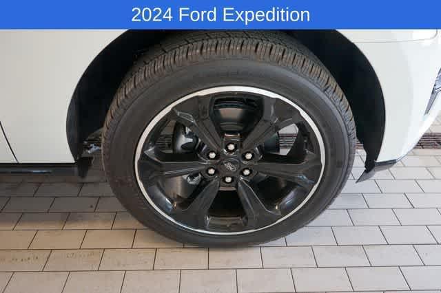 new 2024 Ford Expedition car, priced at $76,616