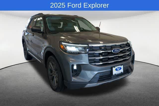 new 2025 Ford Explorer car, priced at $44,642