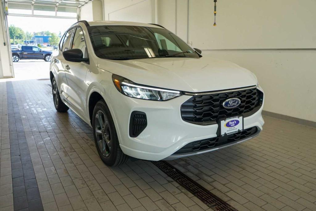 new 2024 Ford Escape car, priced at $33,850