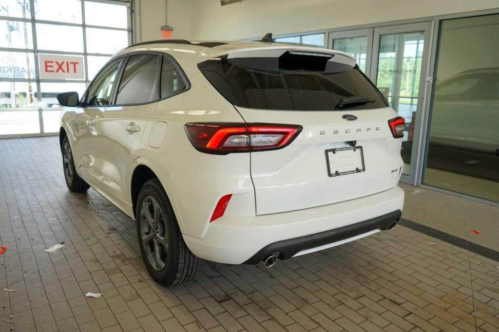 new 2024 Ford Escape car, priced at $33,850