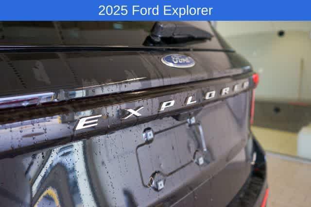 new 2025 Ford Explorer car, priced at $44,642
