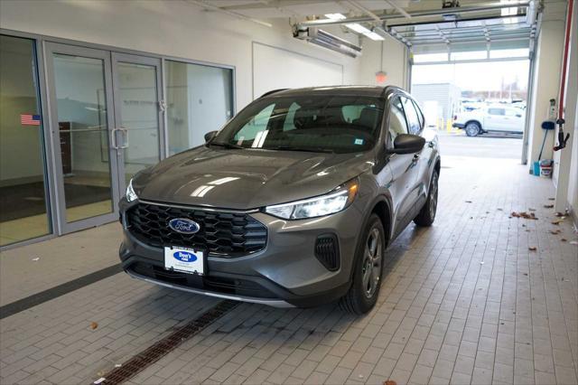 new 2025 Ford Escape car, priced at $32,714