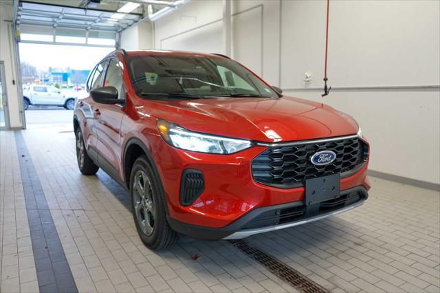 new 2025 Ford Escape car, priced at $35,365