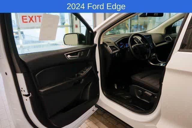 new 2024 Ford Edge car, priced at $37,247