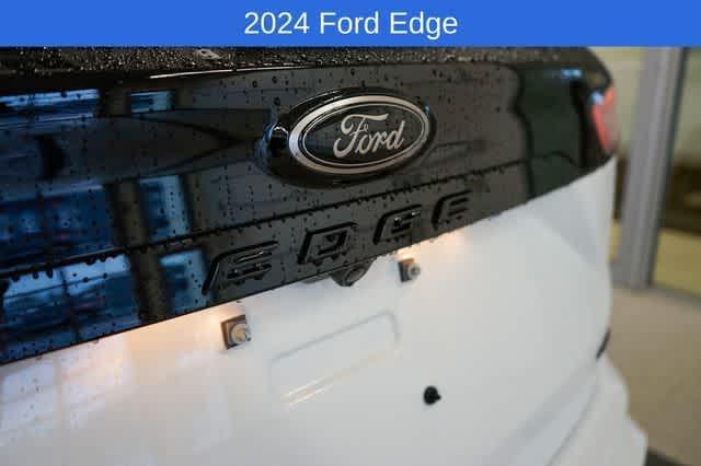 new 2024 Ford Edge car, priced at $37,247