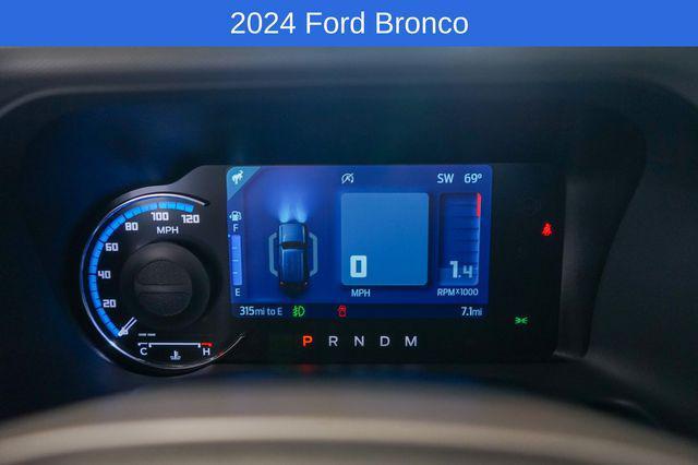 new 2024 Ford Bronco car, priced at $43,922