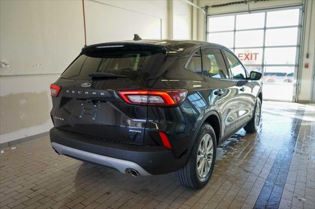 new 2025 Ford Escape car, priced at $33,880