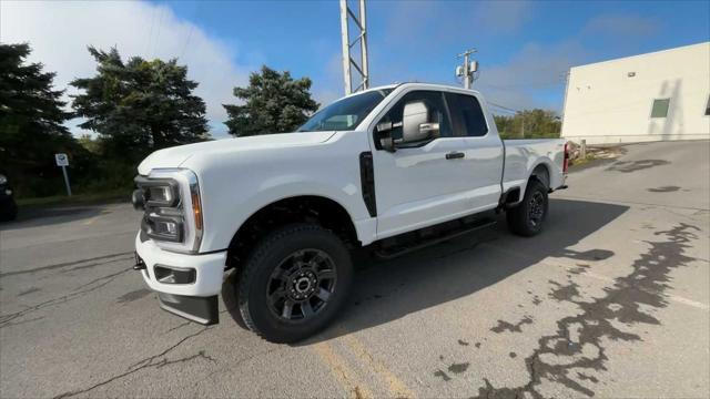 new 2024 Ford F-250 car, priced at $61,670