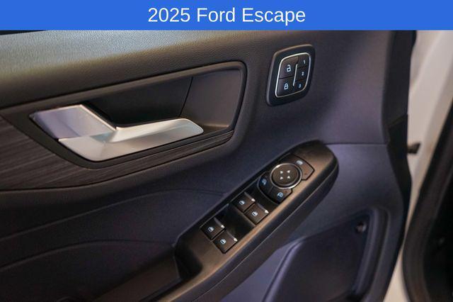 new 2025 Ford Escape car, priced at $45,420