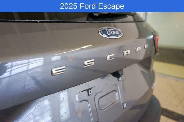 new 2025 Ford Escape car, priced at $33,957