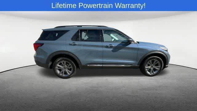 new 2025 Ford Explorer car, priced at $50,850