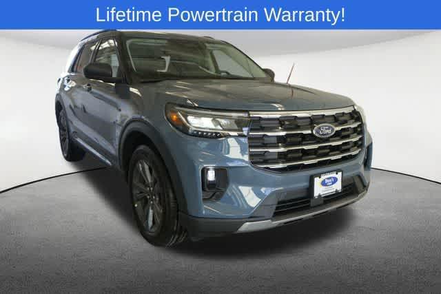 new 2025 Ford Explorer car, priced at $50,850