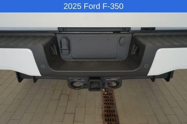 new 2025 Ford F-350 car, priced at $90,670
