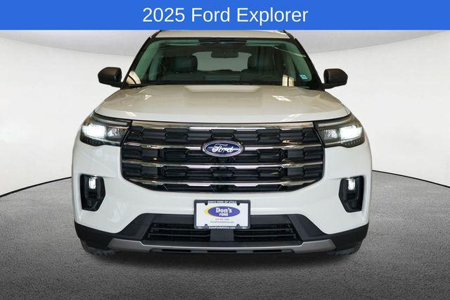 new 2025 Ford Explorer car, priced at $50,375