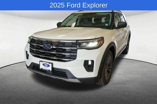 new 2025 Ford Explorer car, priced at $50,375