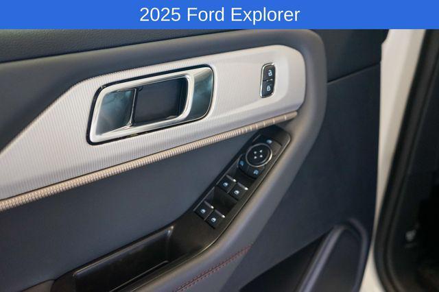 new 2025 Ford Explorer car, priced at $50,375