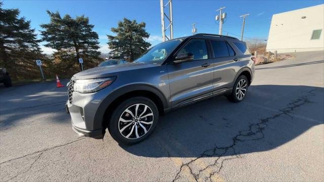 new 2025 Ford Explorer car, priced at $49,405