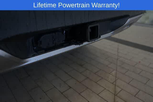 new 2025 Ford Explorer car, priced at $48,165