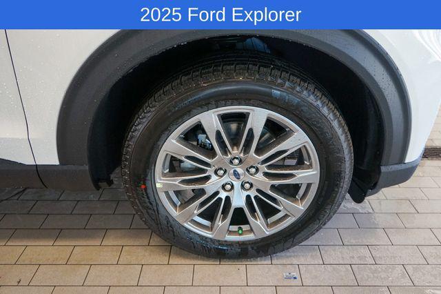 new 2025 Ford Explorer car, priced at $48,900