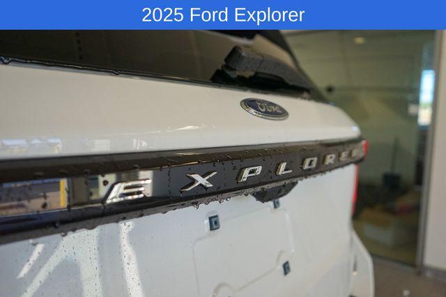 new 2025 Ford Explorer car, priced at $48,900