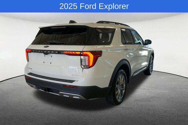 new 2025 Ford Explorer car, priced at $48,900