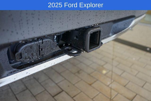 new 2025 Ford Explorer car, priced at $48,900