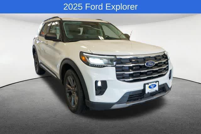 new 2025 Ford Explorer car, priced at $47,079