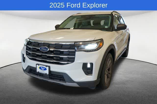 new 2025 Ford Explorer car, priced at $47,079