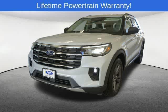 new 2025 Ford Explorer car, priced at $47,200