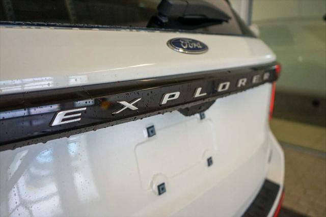 new 2025 Ford Explorer car, priced at $48,660