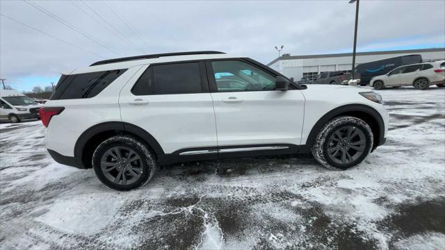 new 2025 Ford Explorer car, priced at $48,660