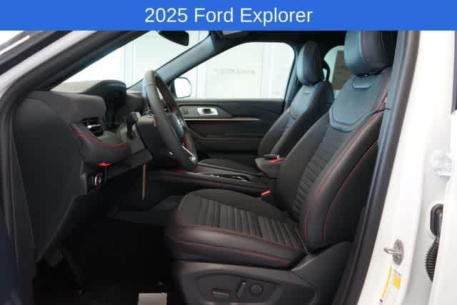 new 2025 Ford Explorer car, priced at $49,659