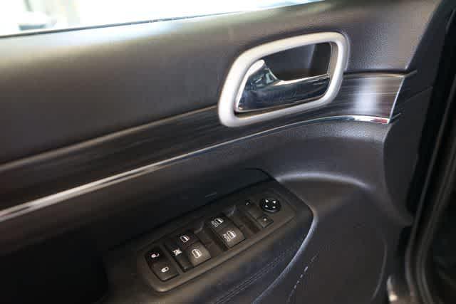used 2021 Jeep Grand Cherokee car, priced at $24,553