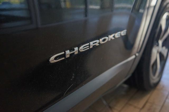 used 2019 Jeep Cherokee car, priced at $18,264