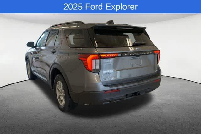 new 2025 Ford Explorer car, priced at $40,515