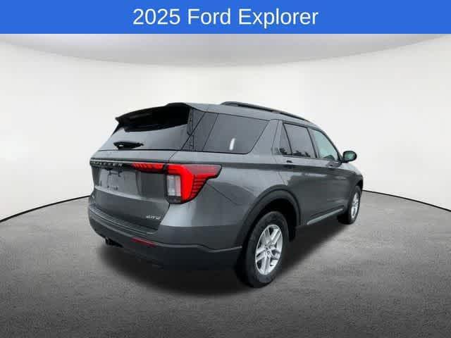 new 2025 Ford Explorer car, priced at $40,515