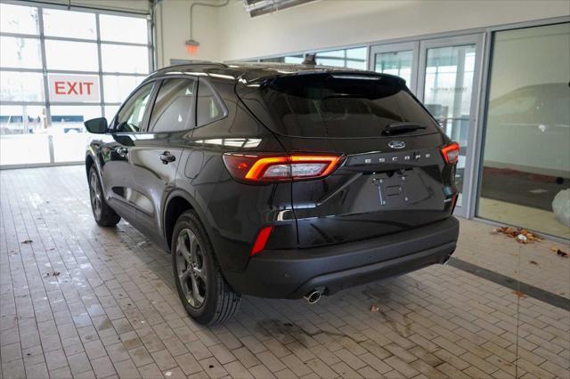 new 2025 Ford Escape car, priced at $33,038