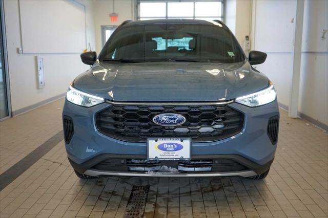 new 2025 Ford Escape car, priced at $33,226