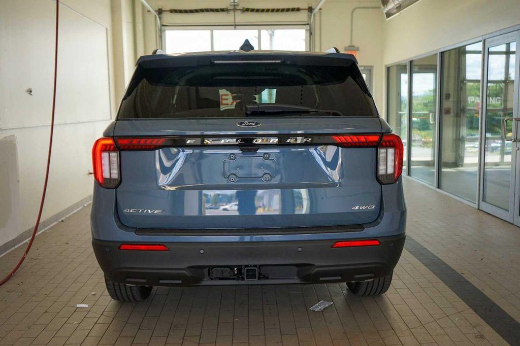new 2025 Ford Explorer car, priced at $44,005