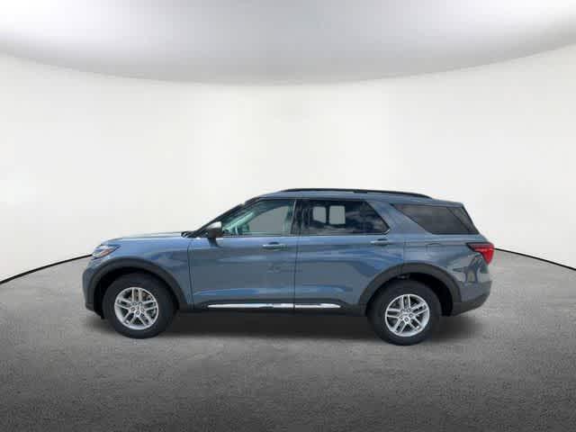 new 2025 Ford Explorer car, priced at $40,844