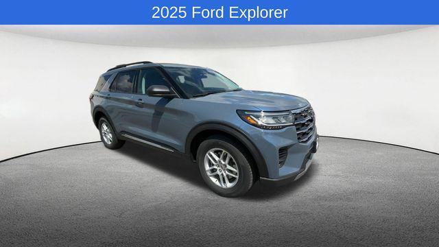 new 2025 Ford Explorer car, priced at $42,505