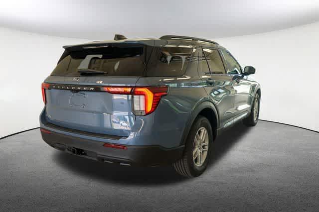 new 2025 Ford Explorer car, priced at $40,844